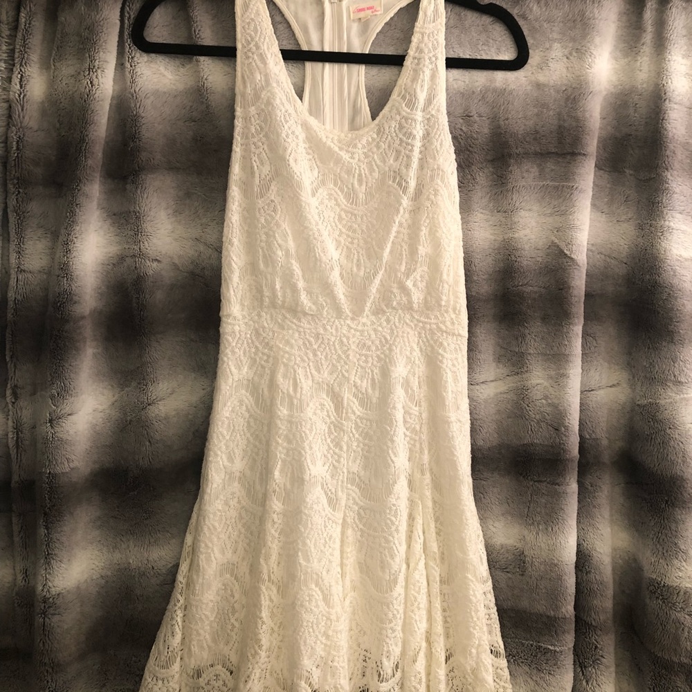WHITE LACE DRESS - Picture 7 of 8